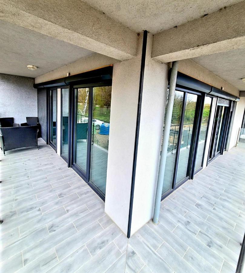 شقة Ujście-Darłowskie  في Apartament Amon Nr 5 المظهر الخارجي الصورة